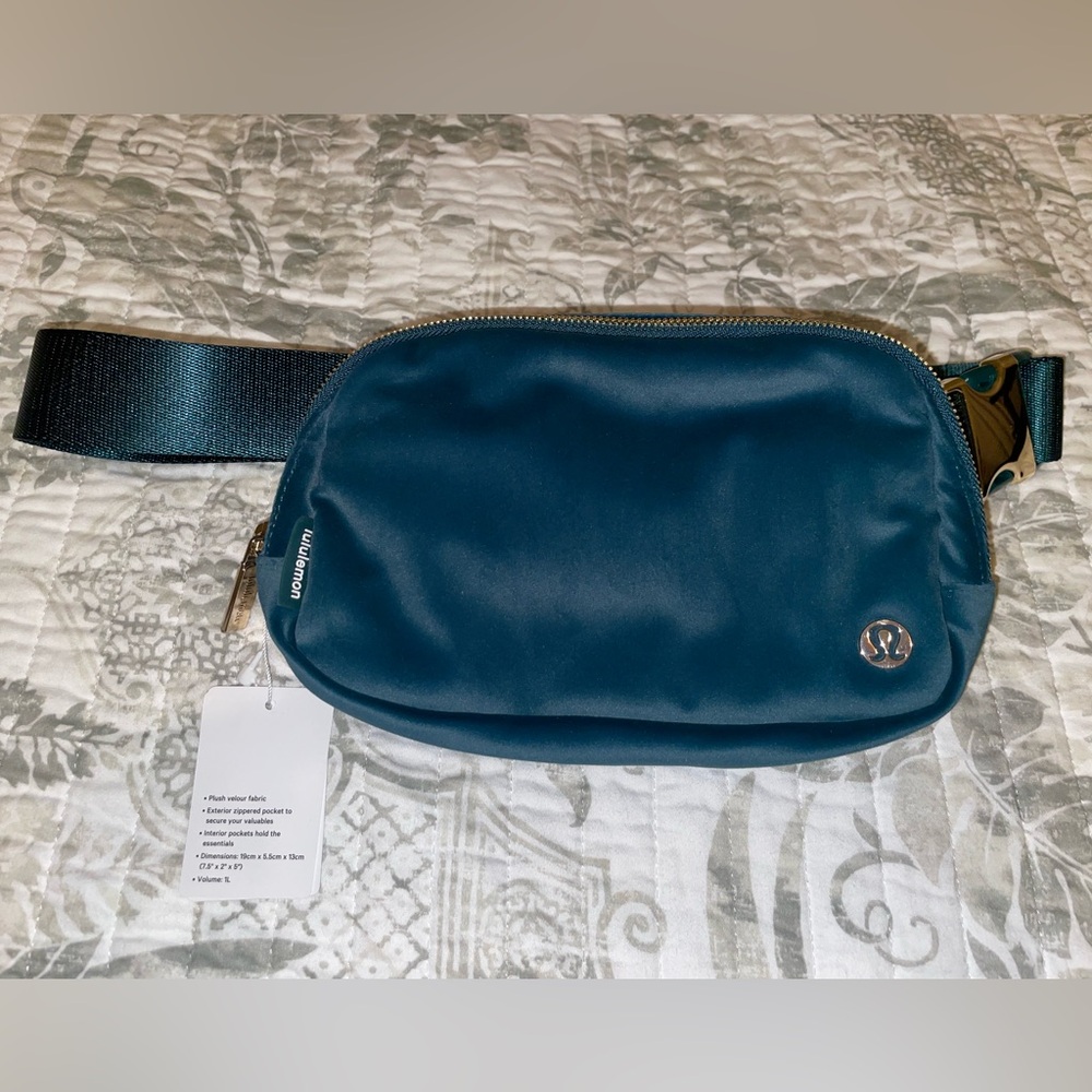 Lululemon Green Velour Belt Bag